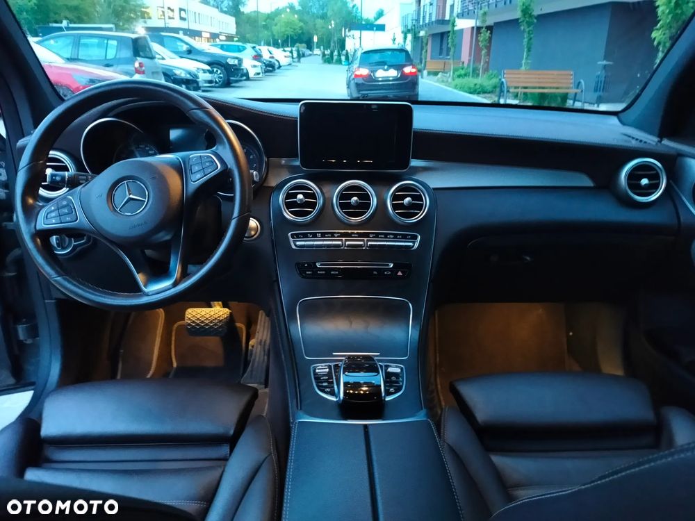 Mercedes-Benz GLC - 10
