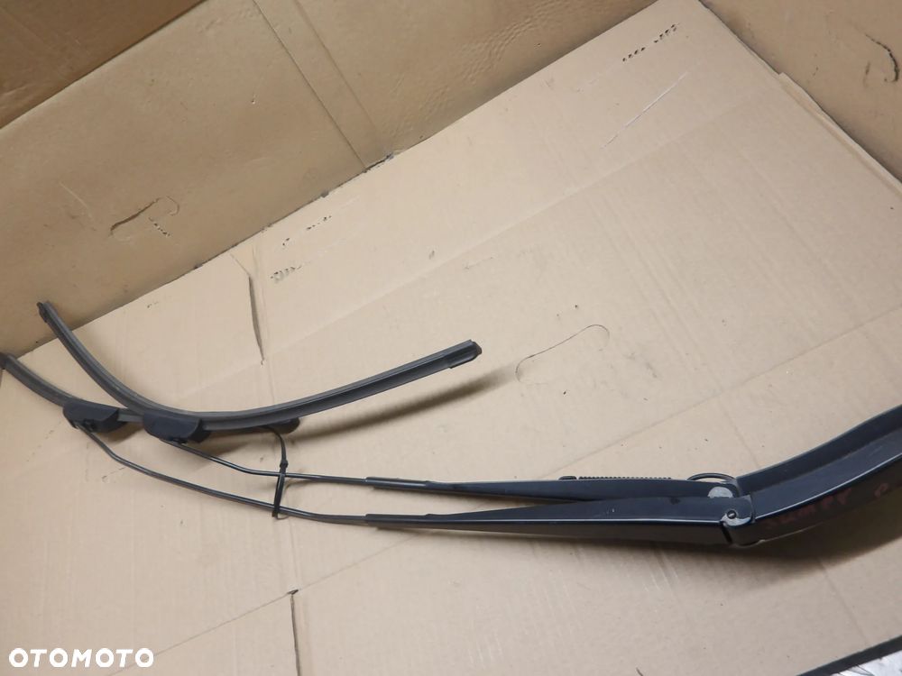 CITROEN JUMPY II 1.6 HDI RAMIONA WYCIERACZEK PRZÓD - 1