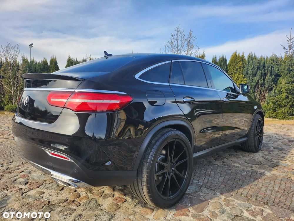 Mercedes-Benz GLE - 4
