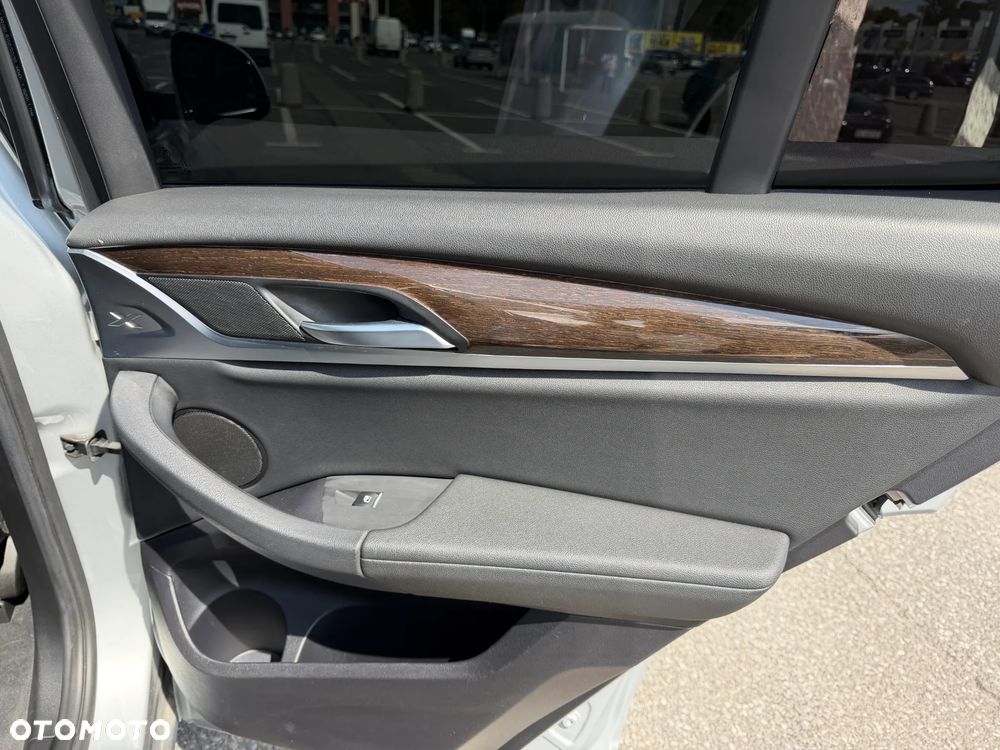 BMW X3 - 29