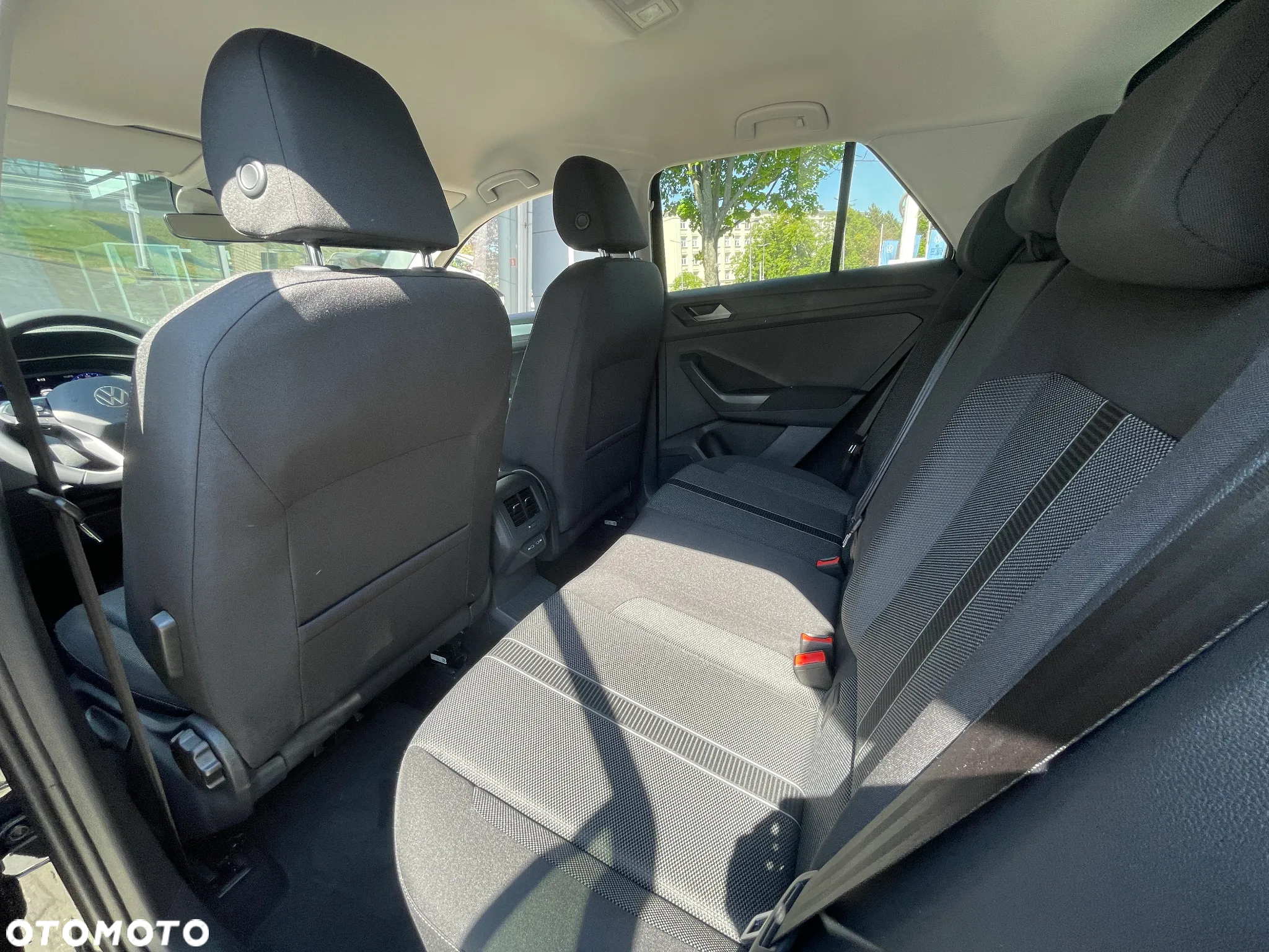 Volkswagen T-Roc 1.5 TSI Life Plus DSG - 26
