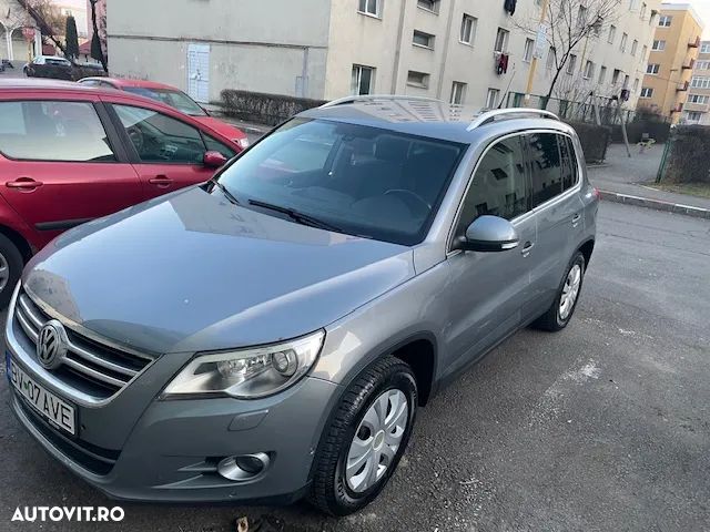 Volkswagen Tiguan ver-2-0-tdi-4motion-dsg-sport-style - 1