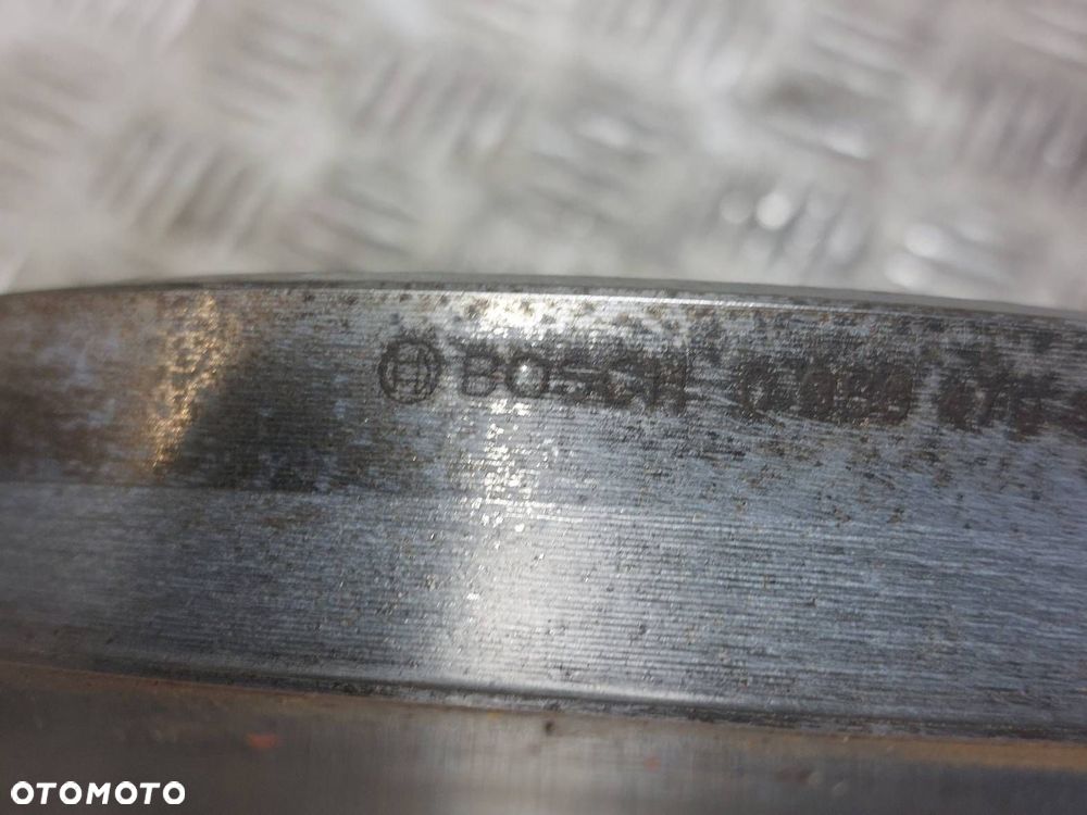 TARCZE HAMULCOWE PRZÓD + KLOCKI + ZACISKI AUDI A4 B8 2.0 TDI - 10