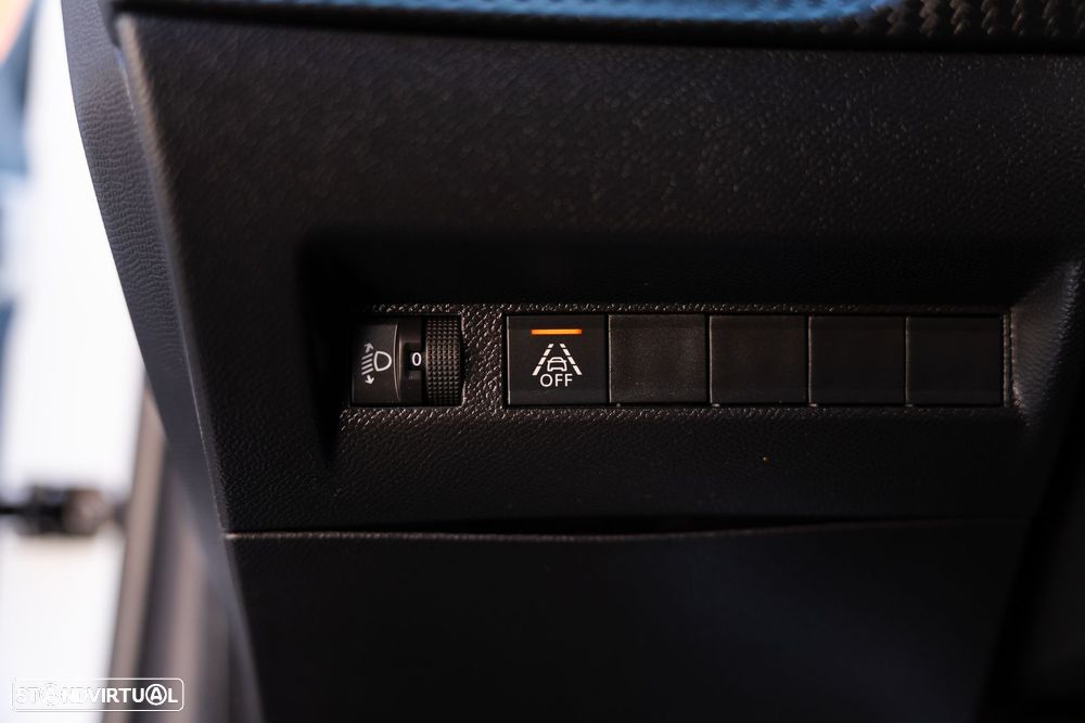 Peugeot e-208 Active Pack - 25