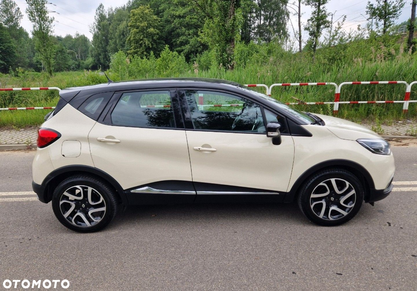 Renault Captur (ENERGY) TCe 90 INTENS - 10
