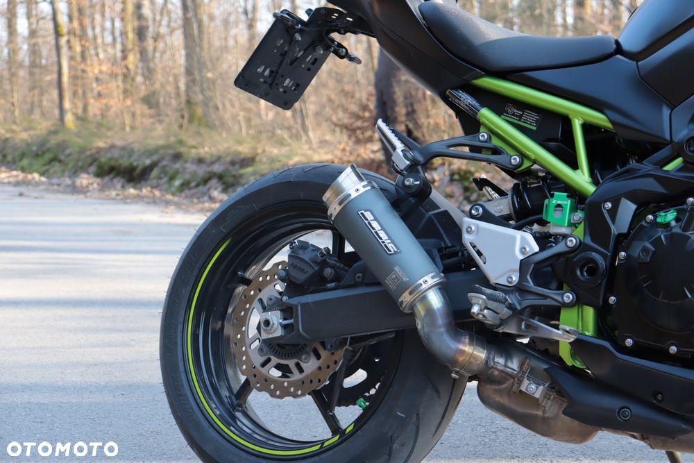 Kawasaki Z 900 - 6