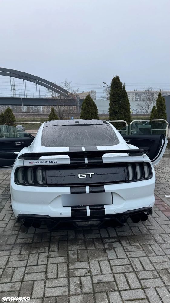 Ford Mustang - 5