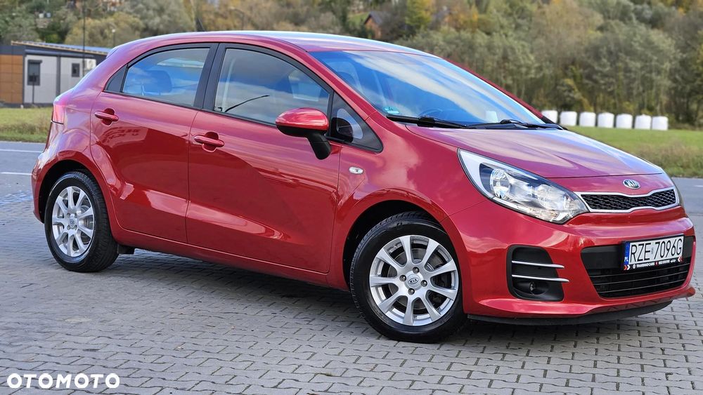 Kia Rio 1.4 Dream-Team Edition - 4