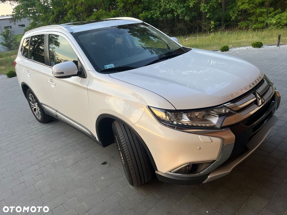 Mitsubishi Outlander 2.0 Intense + Navi 4WD CVT - 1