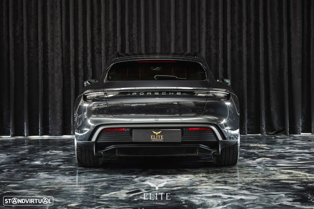 Porsche Taycan Sport Turismo Standard - 10