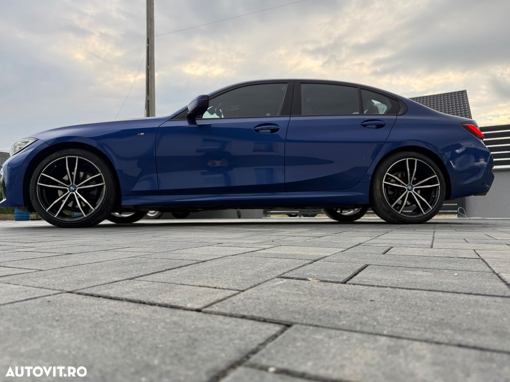 BMW Seria 3 320d xDrive Aut. Edition M Sport Shadow - 12
