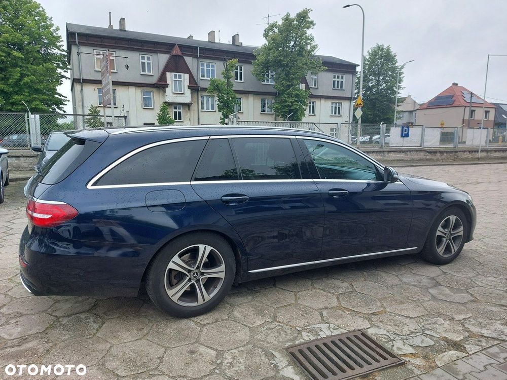 Mercedes-Benz Klasa E - 8