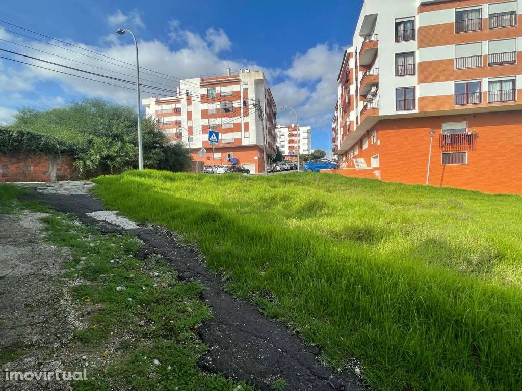 Terreno Urbano na Mina de Água - Construa a Sua Moradia de Sonho ou... - Grande imagem: 5/22
