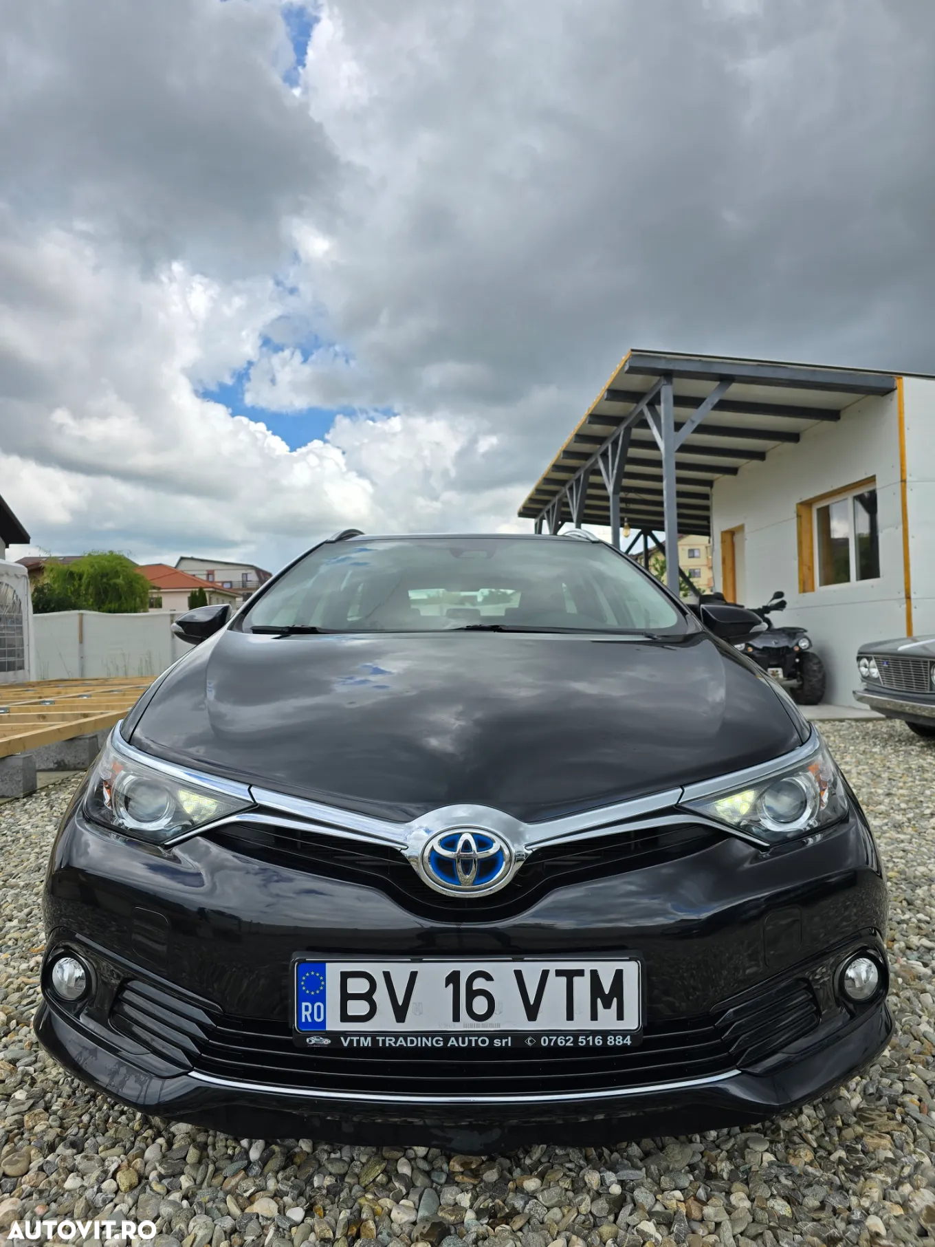 Toyota Auris 1.8 VVT-i Hybrid Automatik Touring Sports Comfort - 2