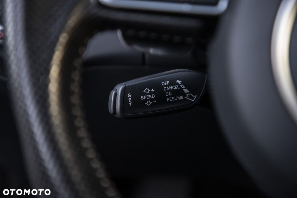 Audi A4 Limousine - 18