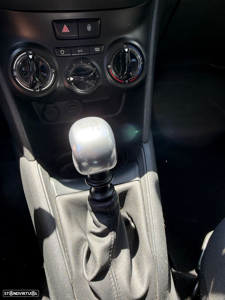 Peugeot 208 1.5 BlueHDi Signature - 6
