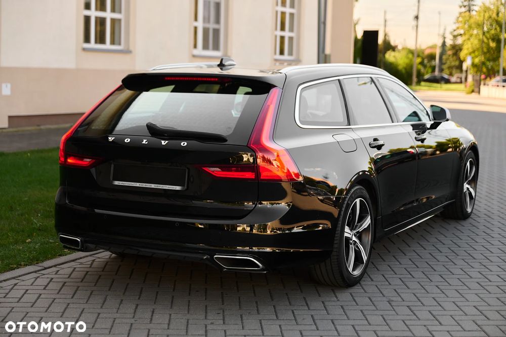 Volvo V90 T4 R-Design - 16