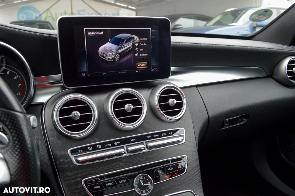 Mercedes-Benz C 180 7G-TRONIC AMG Line - 25