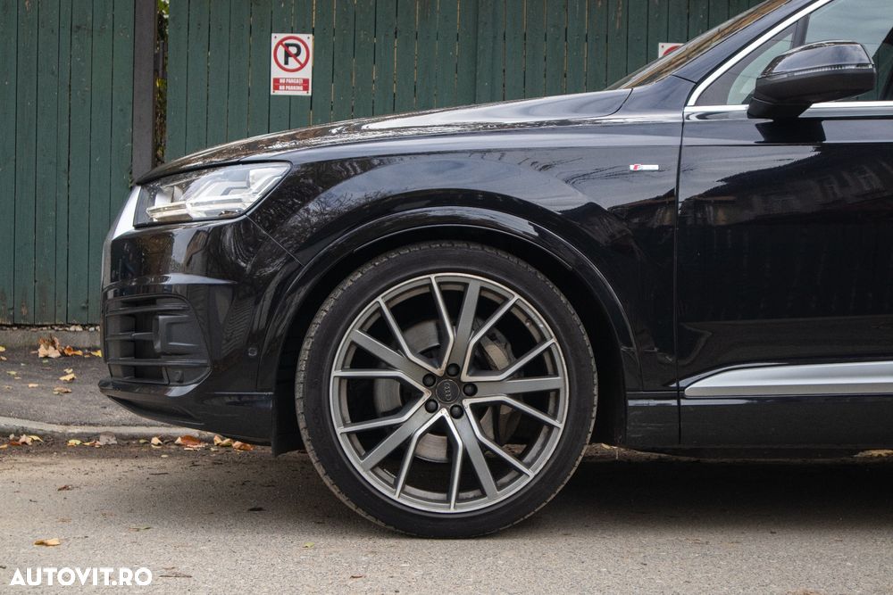 Audi Q7 3.0 ultra TDI Quattro Tiptronic - 6
