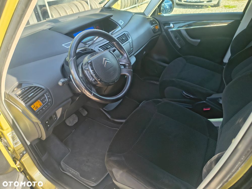 Citroën C4 Grand Picasso 2.0 16V 7-Sitzer EGS6 Exclusive - 17