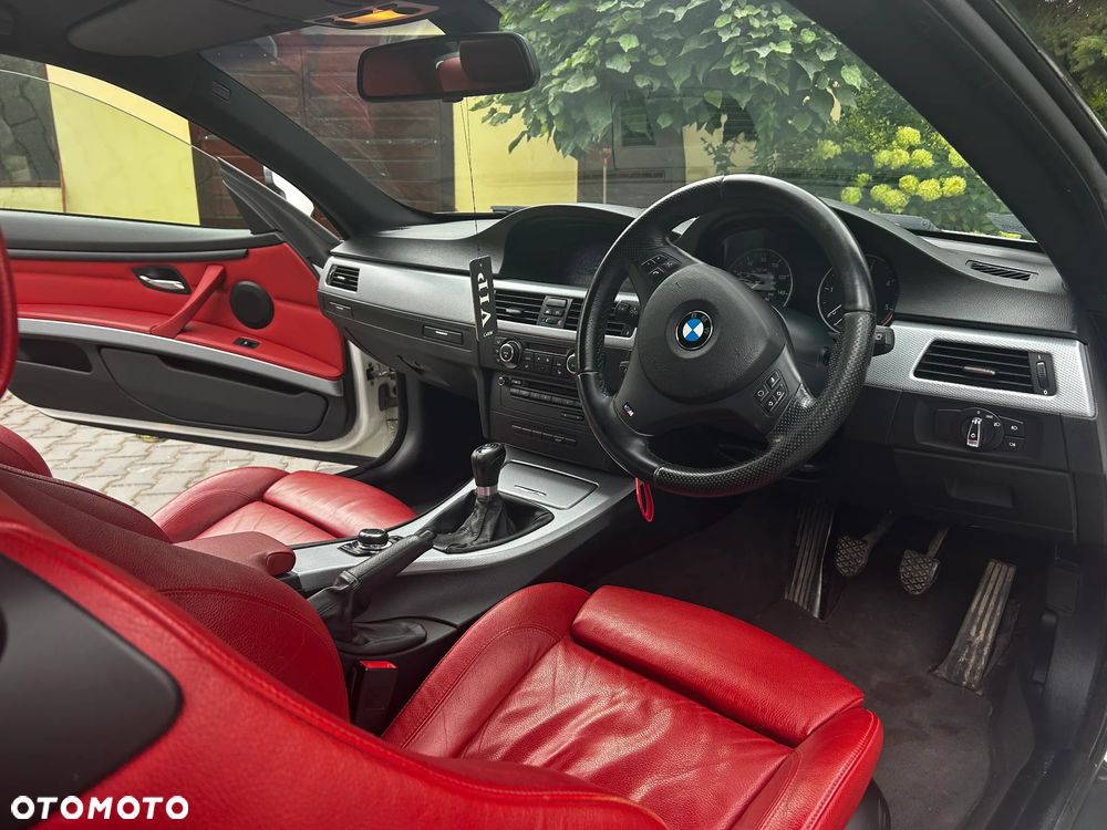 BMW Seria 3 320d Coupe - 10