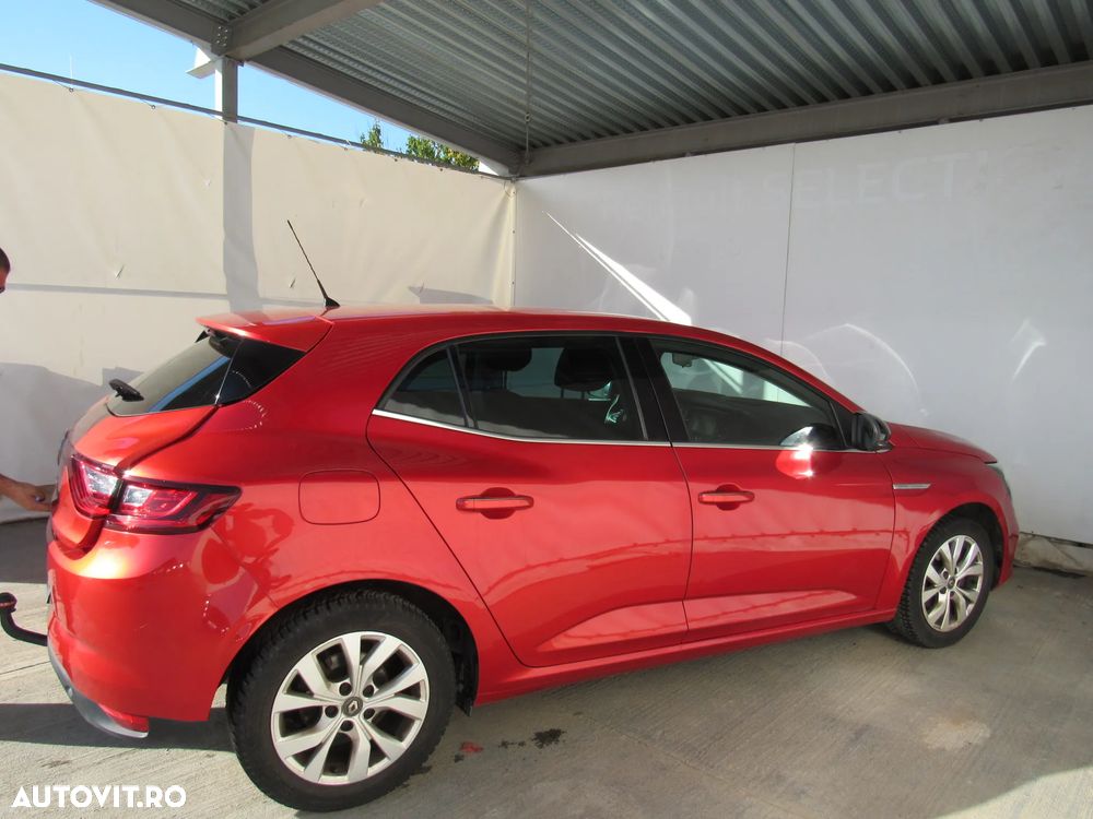 Renault Megane - 5