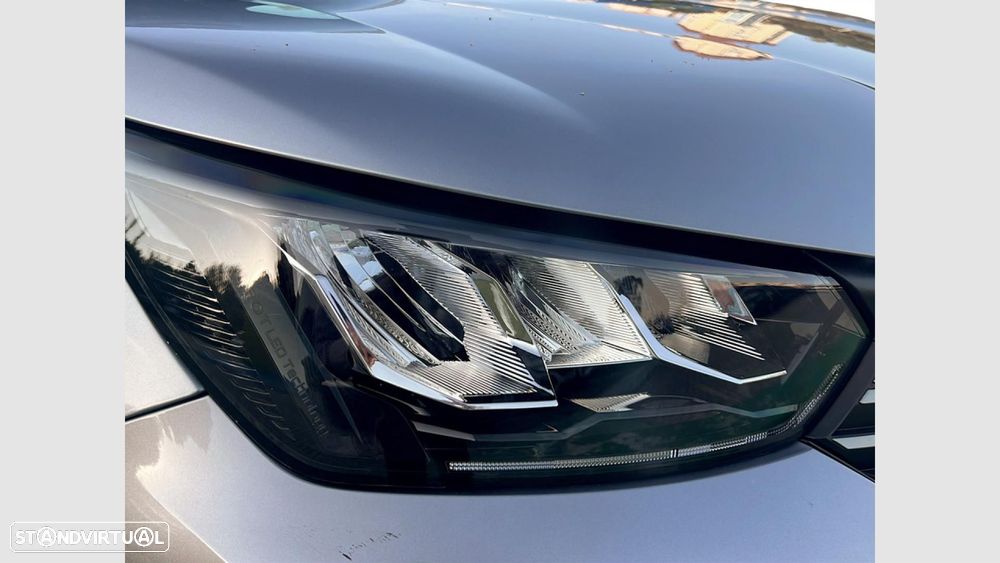 Peugeot 2008 1.2 Hybrid Allure e-DCS6 - 8