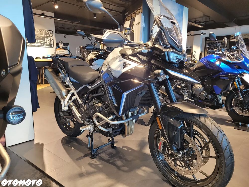 Triumph Tiger - 2
