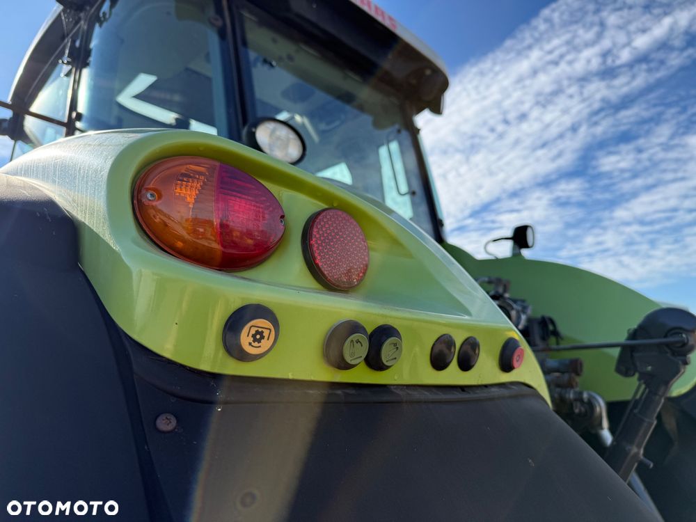 Claas AXION 840 - 17