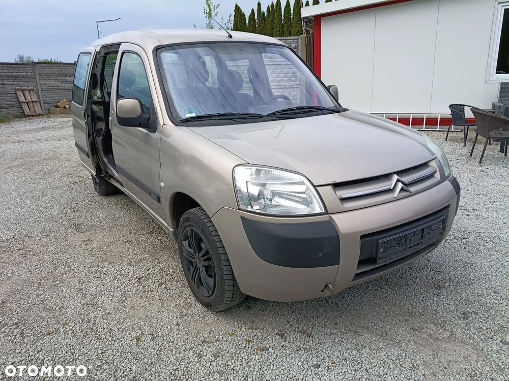 Citroën Berlingo 1.6i Pakiet Plus - 9