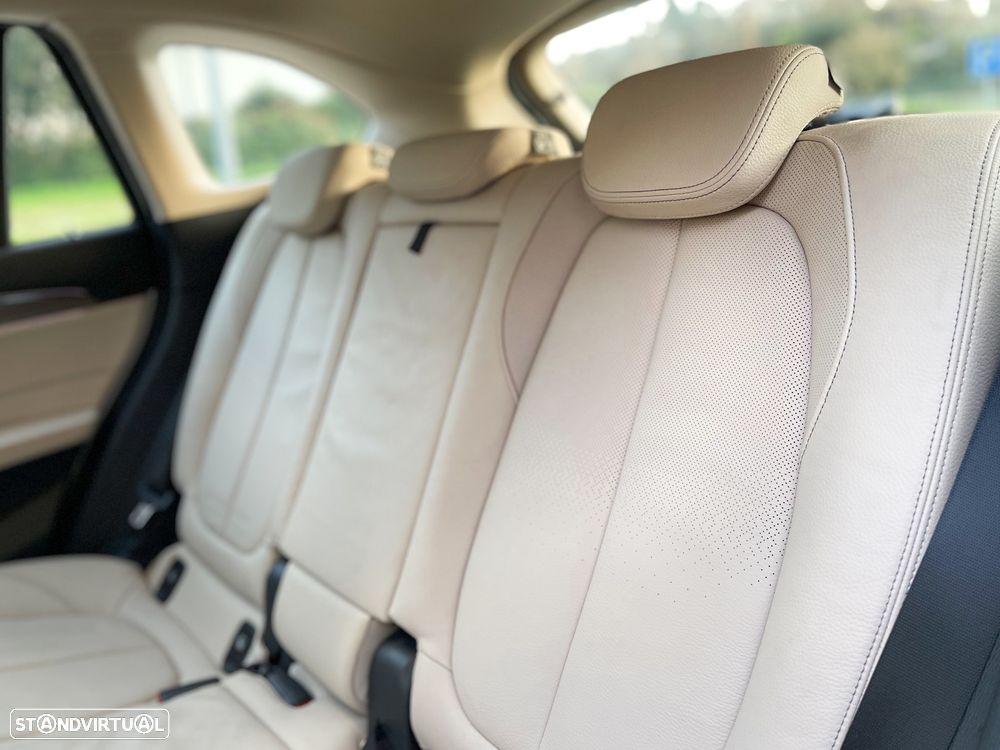 BMW X1 xDrive25e xLine - 14