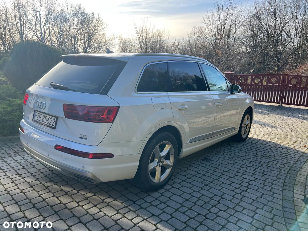 Audi Q7 - 3
