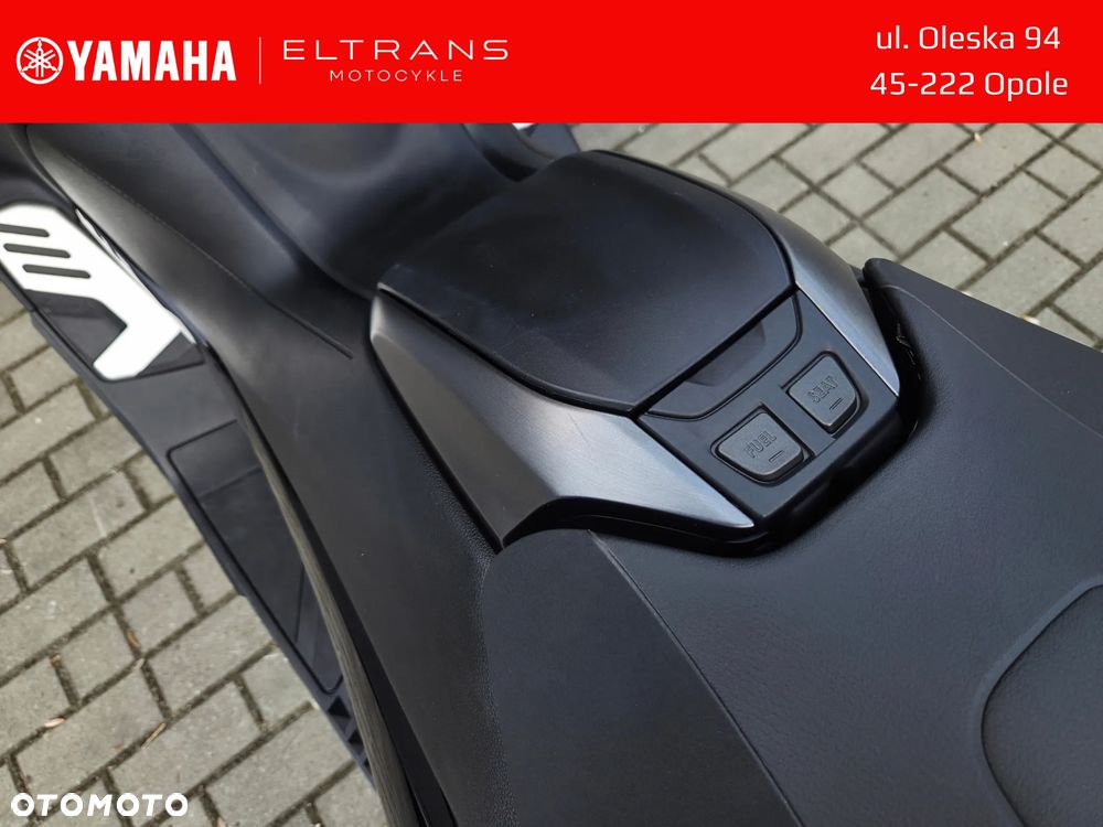 Yamaha Tmax - 11