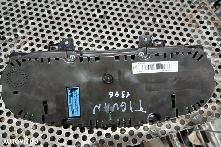 Ceasuri bord 5N0920873E 5N0920873E Volkswagen VW Tiguan 1 [facelift] - 3