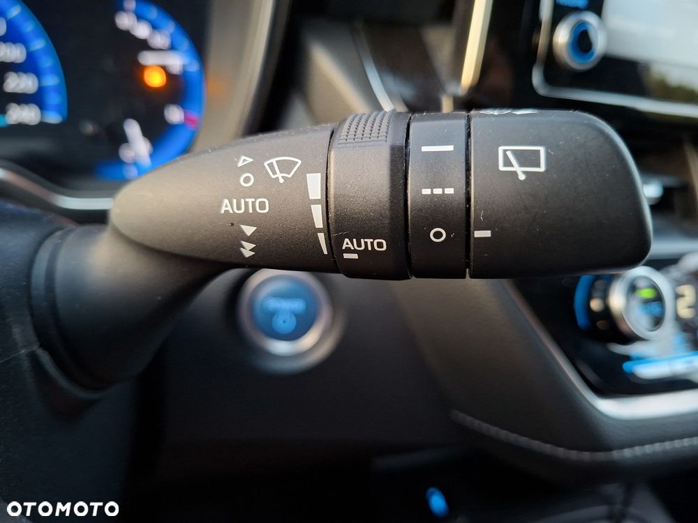 Suzuki Swace 1.8 Hybrid Premium Plus CVT - 19