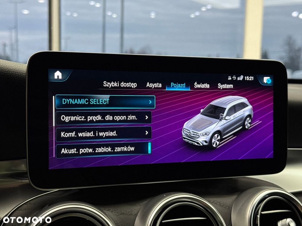 Mercedes-Benz GLC - 32