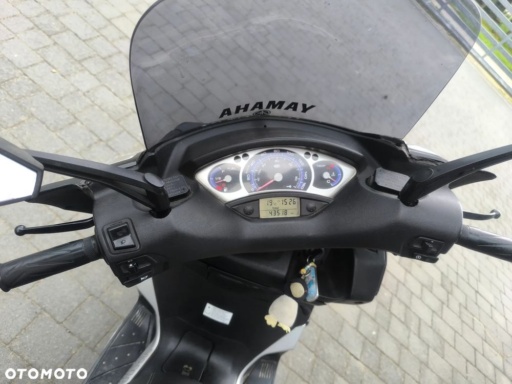 Yamaha X-max - 2