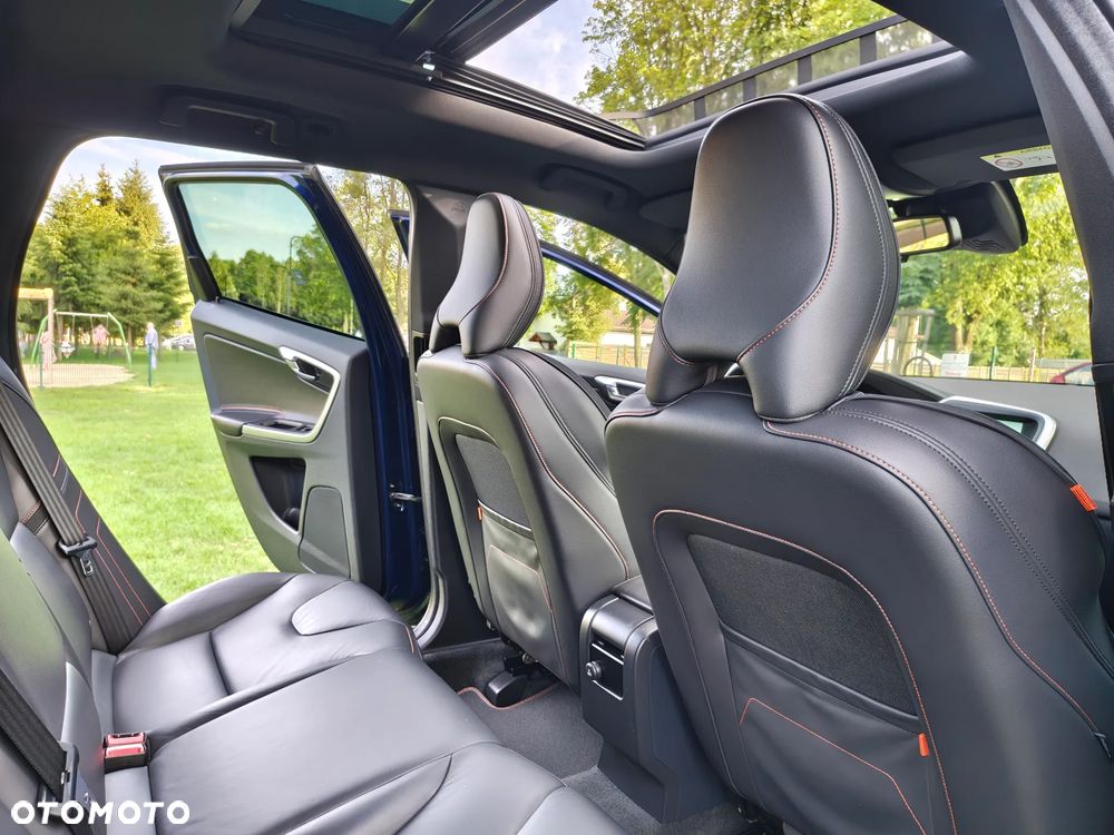 Volvo XC 60 D3 Ocean Race - 23