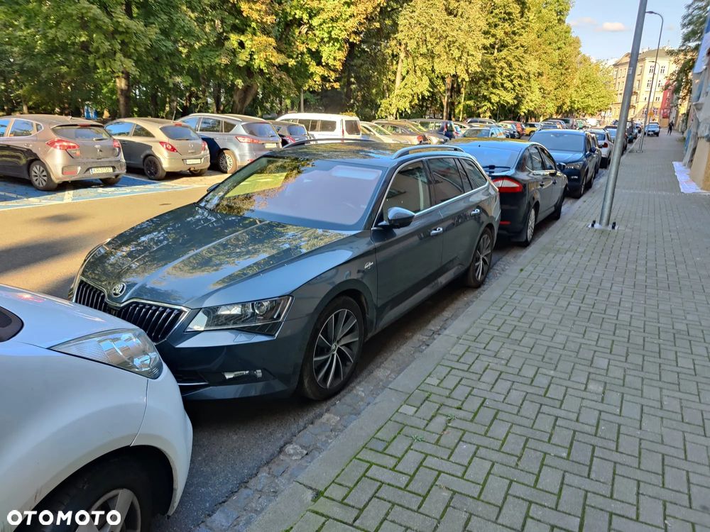 Skoda Superb 2.0 TDI SCR 4x4 L&K DSG - 21