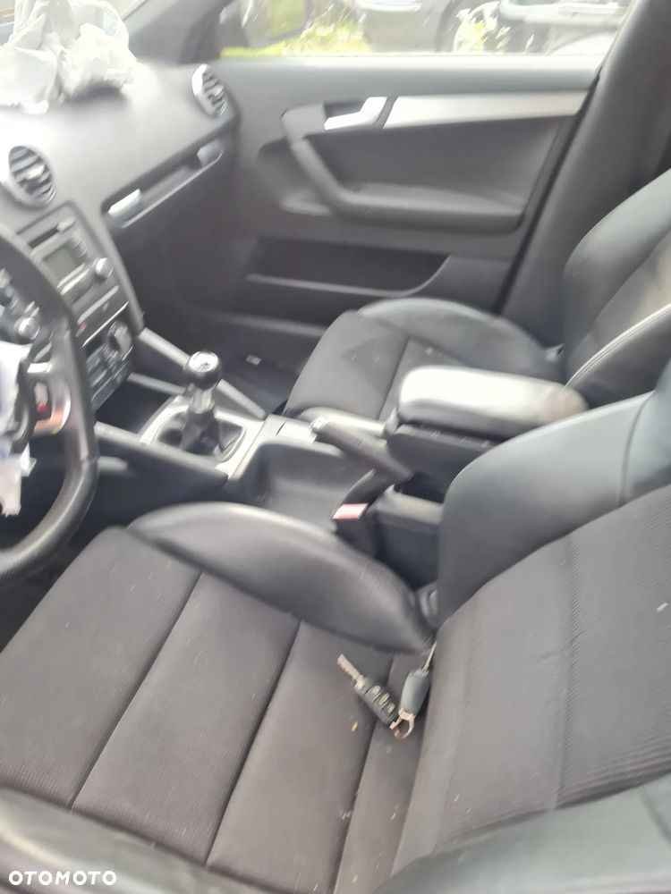 Audi A3 1.4 TFSI S Line Sportpaket plus - 4