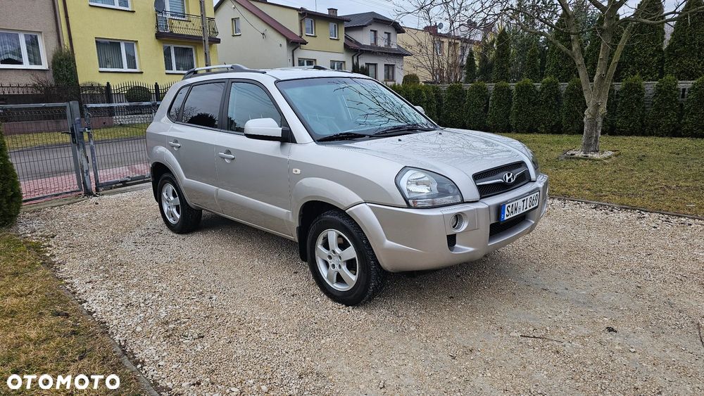 Hyundai Tucson 2.0 2WD GLS Style - 2