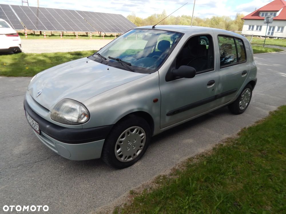 Renault Clio 1.4i RT - 1