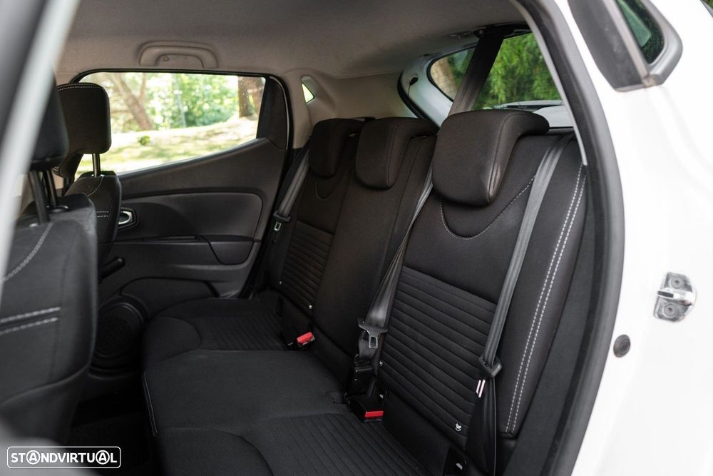 Renault Clio - 16