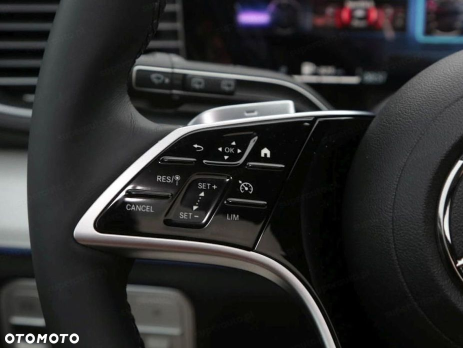 Mercedes-Benz GLE - 10