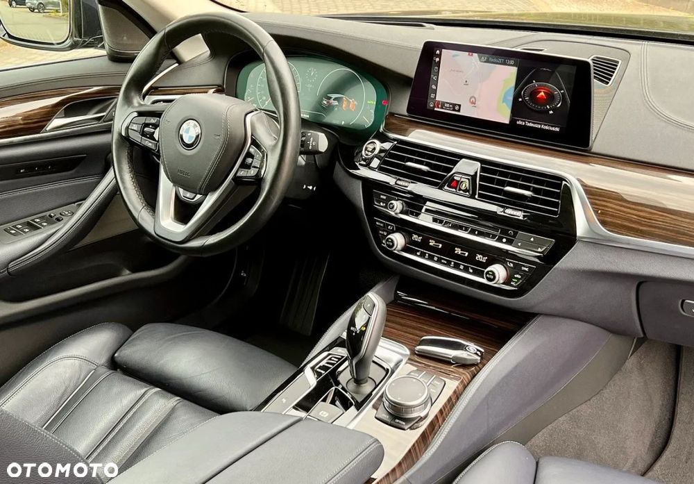 BMW Seria 5 520d M Sport Edition - 18