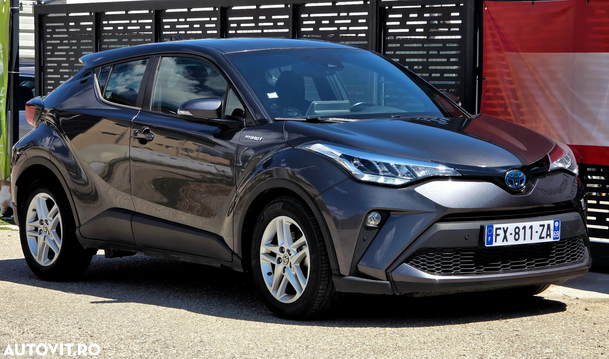 Toyota C-HR 1.8 HSD 4x2 CVT C-lassy LED - 6