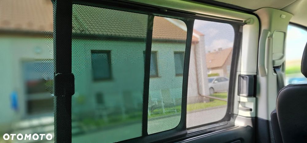 Volkswagen Multivan - 26