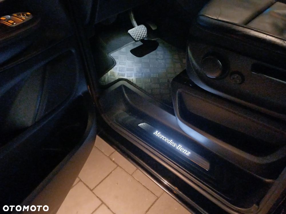 Mercedes-Benz Klasa V 300 d Extralang 9G-TRONIC Avantgarde - 15