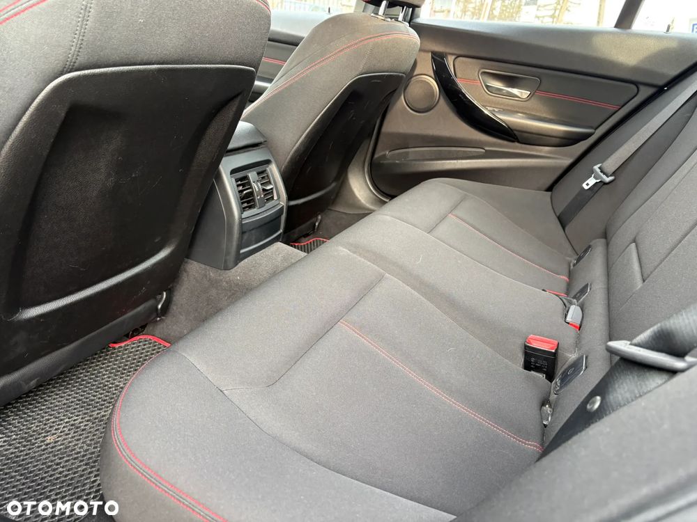 BMW Seria 3 316i Sport Line - 22