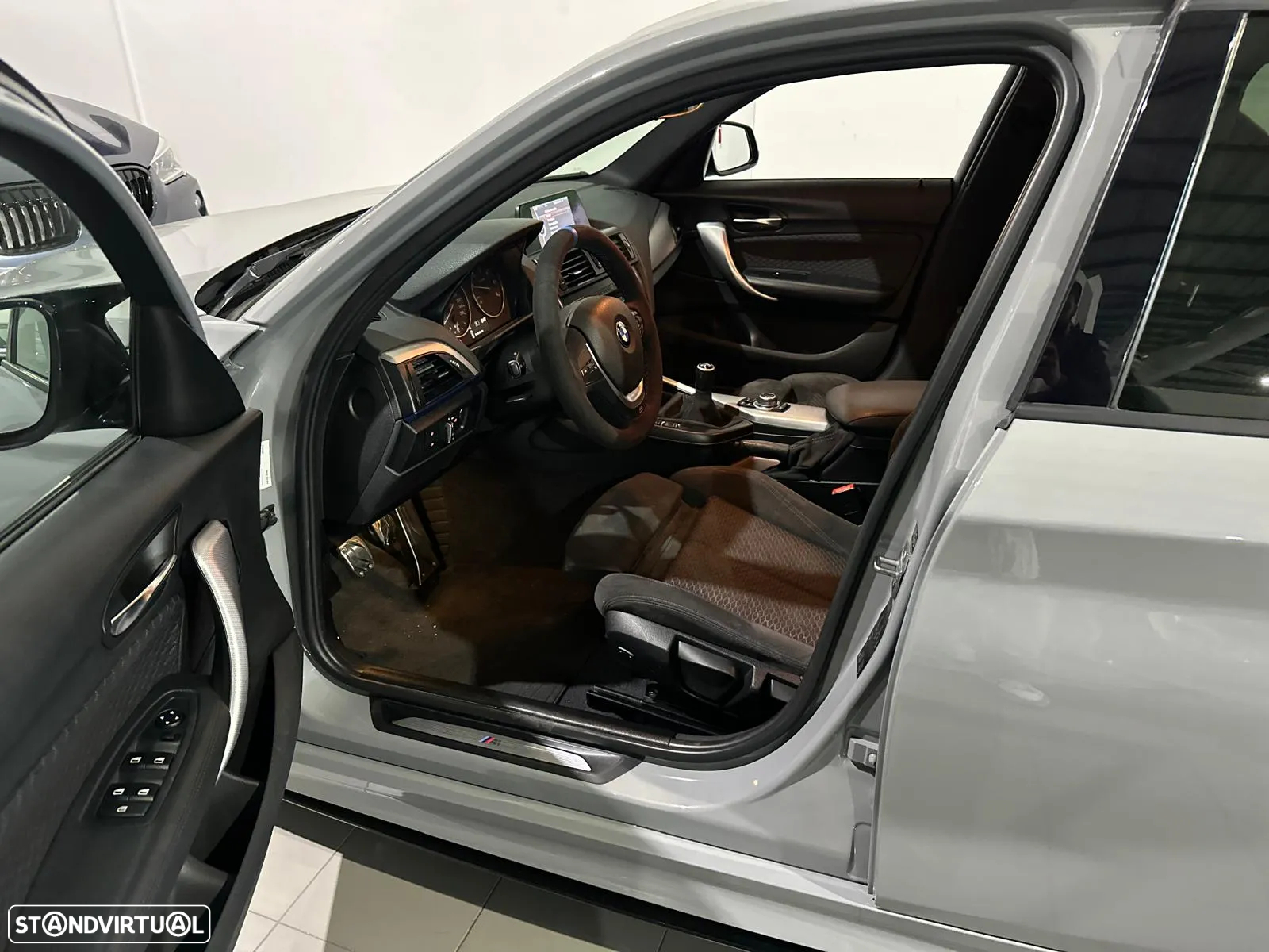 BMW 118 d Pack M - 50